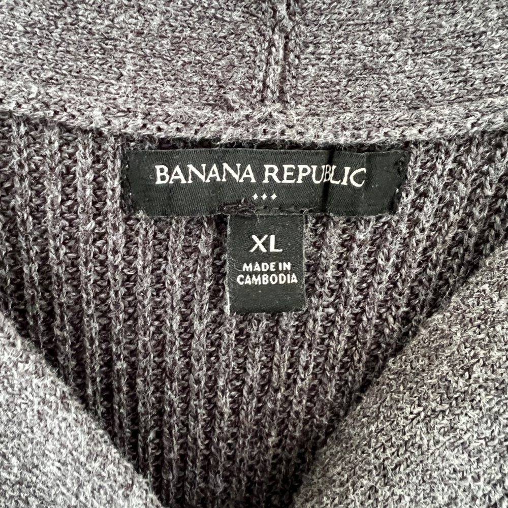 Banana Republic Women's Basic Gray Button-Up Card… - image 5